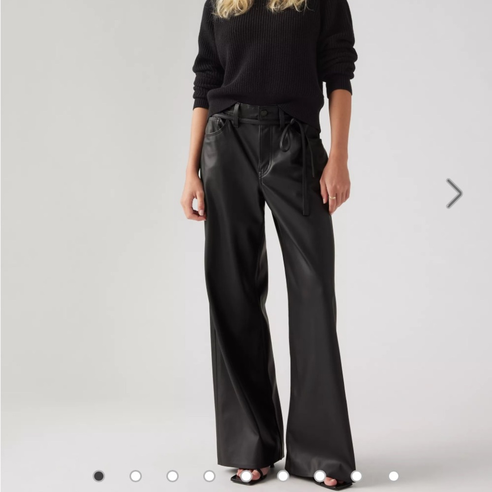 Elegant Black Wide-Leg Pants